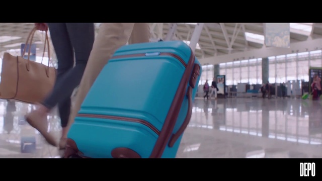 Video Reference: Transport, Mode of transport, Motor vehicle, Vehicle, Public transport, Train, Commercial vehicle, Car