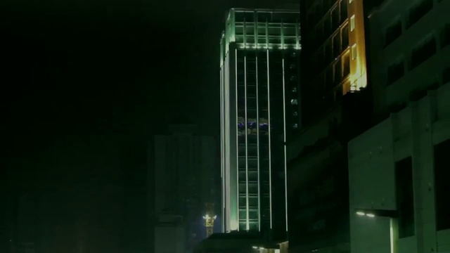 Video Reference: Metropolitan area, Skyscraper, Architecture, Metropolis, Tower block, Building, Human settlement, City, Urban area, Tower