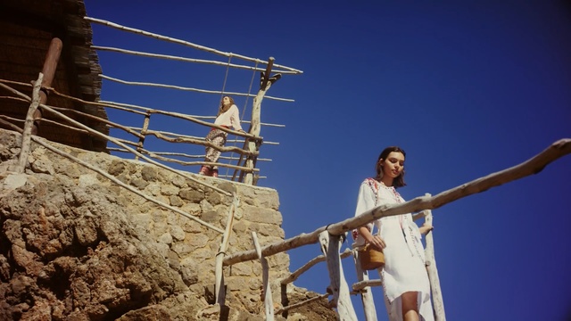 Video Reference: sky, fun, vacation, recreation, tourism, leisure, Person