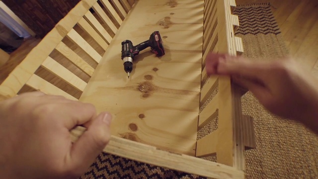 Video Reference: Wood, Wood stain, Plywood, Hand, Hardwood, Finger, woodworking, Gusli
