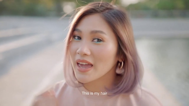 Video Reference: Hair, Face, Skin, Facial expression, Eyebrow, Chin, Beauty, Hairstyle, Lip, Forehead