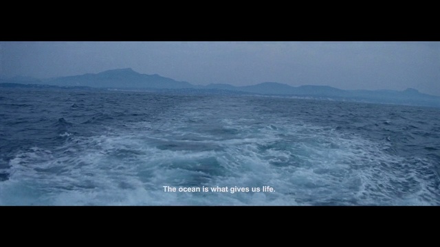 Video Reference: Body of water, Sea, Ocean, Wave, Water, Horizon, Sky, Wind wave, Atmosphere, Calm