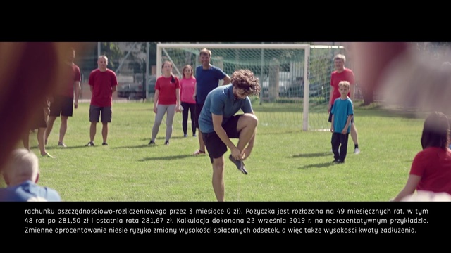 Video Reference: Football player, Fun, Sports training, Sports, Running, Player, Athlete, Competition event, Team, Photo caption