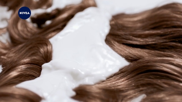 Video Reference: hair, hairstyle, hair coloring, long hair, brown hair