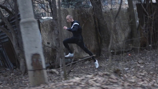 Video Reference: Woodland, Recreation, Tree, Forest, Orienteering, Sports, Running, Exercise