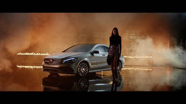 Video Reference: Land vehicle, Vehicle, Car, Automotive design, Mid-size car, Sport utility vehicle, Luxury vehicle, Mercedes-benz, Crossover suv, Concept car