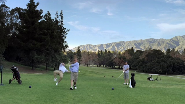 Video Reference: Sport venue, Golf course, Golf, Sports, Ball game, Golfer, Recreation, Competition event, Sports equipment, Highland