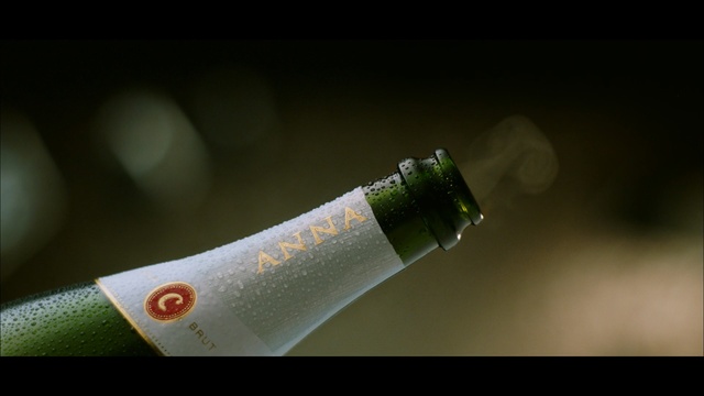 Video Reference: macro photography, close up, bottle, water, drink, glass bottle