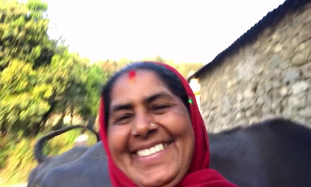 Video Reference: Face, People, Facial expression, Smile, Forehead, Head, Nose, Cheek, Fun, Chin