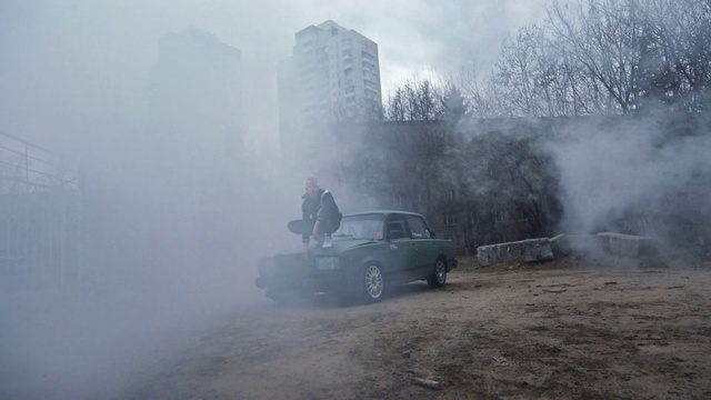 Video Reference: Atmospheric phenomenon, Vehicle, Car, Fog, Mist, Smoke, Dust, City car