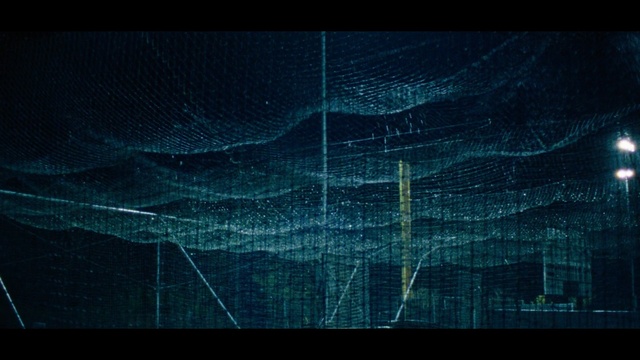 Video Reference: atmosphere, light, darkness, architecture, sky, night, line, metropolis, screenshot, biome