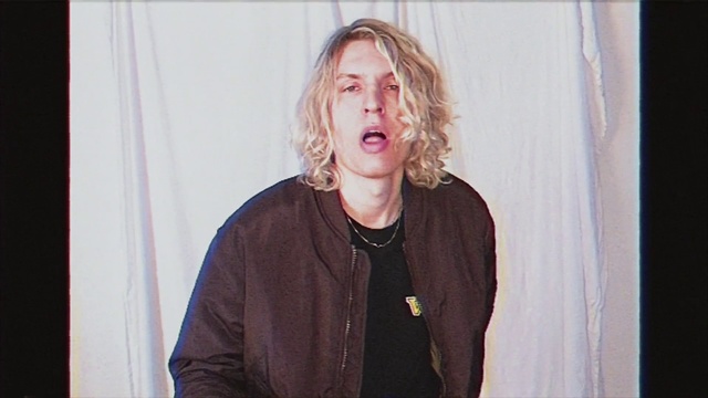 Video Reference: Hair, Face, Facial expression, Hairstyle, Chin, Blond, Cheek, Mouth, Fun, Jaw