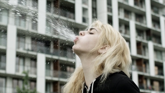 Video Reference: hair, human hair color, girl, beauty, blond, organ, long hair, fun, smile, window