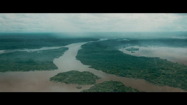 Video Reference: Nature, Water resources, Atmospheric phenomenon, Sea, Ocean, Coast, Sky, Coastal and oceanic landforms, Water, Aerial photography