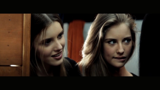 Video Reference: Hair, Face, Facial expression, Nose, Eyebrow, Cheek, Lady, Hairstyle, Beauty, Head, Person