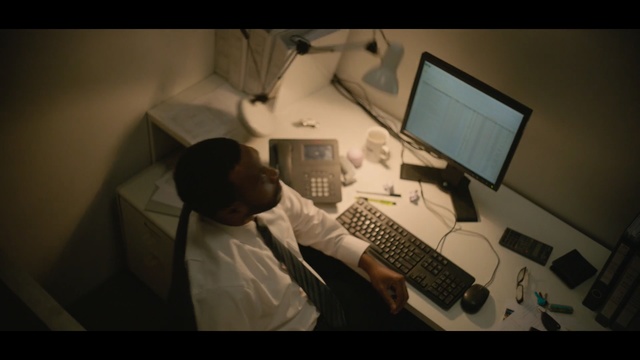 Video Reference: electronic device, snapshot, technology, design, fun, girl, space, audio, screenshot