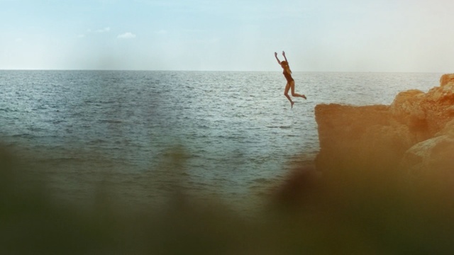 Video Reference: Water, Sea, Ocean, Sky, Wave, Horizon, Calm, Fun, Summer, Beach
