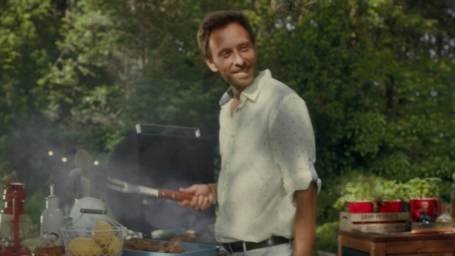 Video Reference: Barbecue, Outdoor grill, Barbecue grill, Cooking, Grilling, Food, Cuisine, Churrasco food, Kitchen appliance, Street food