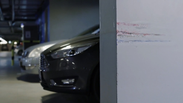 Video Reference: Automotive design, Vehicle, Car, Automotive exterior, Luxury vehicle, Mid-size car, Grille, Rim, Tire