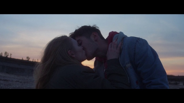 Video Reference: Romance, Love, Kiss, Interaction, Friendship, Photography, Scene, Sky, Gesture, Happy