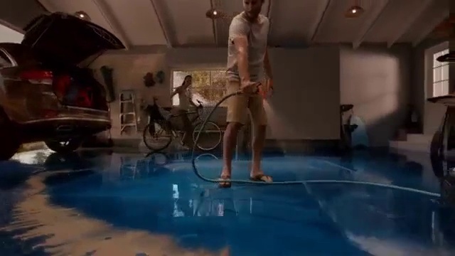 Video Reference: Swimming pool, Leisure, Games, Room, Indoor games and sports, Performance, Leisure centre, Performance art, Pool