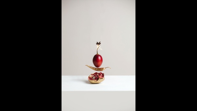 Video Reference: still life photography, fashion accessory, jewellery