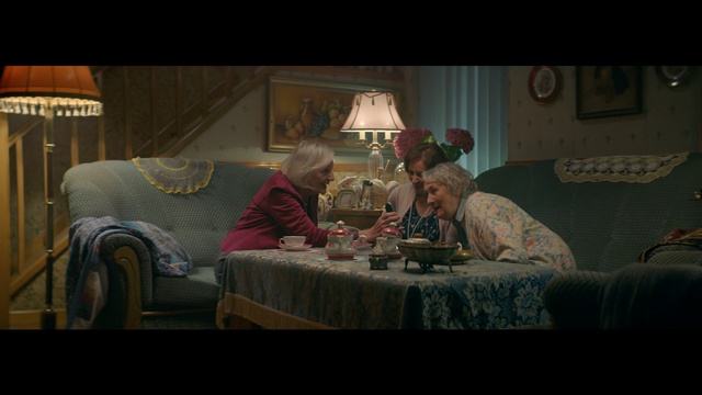 Video Reference: Screenshot, Human, Room, Interaction, Fun, Sitting, Adaptation, Conversation, Photography, Couch