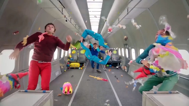 Video Reference: Party supply, Balloon, Fun, Recreation, Party, Leisure, Play, Person