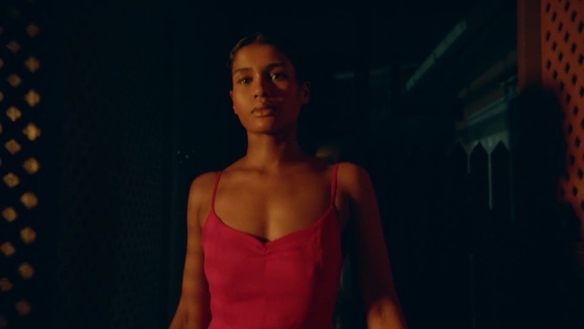 Video Reference: Shoulder, Fashion, Arm, Human, Neck, Joint, Human body, Chest, Darkness, Flesh, Person