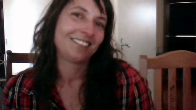 Video Reference: Hair, Face, Eyebrow, Forehead, Cheek, Nose, Lip, Facial expression, Hairstyle, Smile