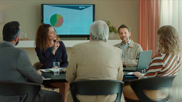 Video Reference: Event, Job, Collaboration, Conversation, Meeting, Employment, Adaptation, Room, Training, Learning, Person