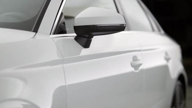 Video Reference: Land vehicle, Vehicle, Car, White, Vehicle door, Automotive design, Automotive lighting, Automotive exterior, Alloy wheel, Rim