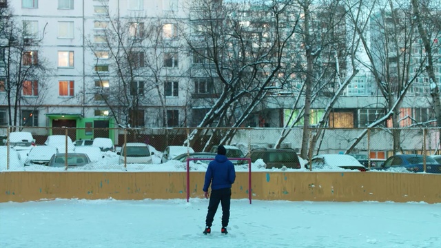 Video Reference: snow, winter, tree, urban area, freezing, ice, recreation, ice skating, city, leisure, Person
