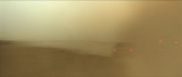 Video Reference: Fog, Atmospheric phenomenon, Mist, Haze, Dust, Morning, Sky, Natural environment, Atmosphere, Ecoregion