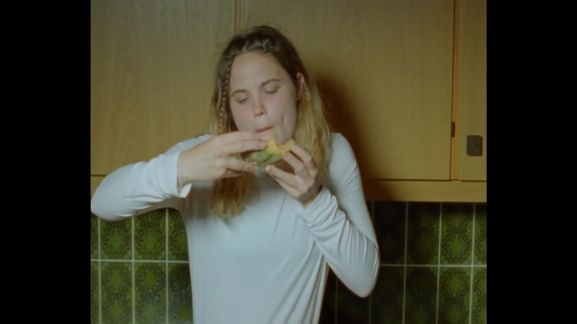 Video Reference: Hair, Face, Nose, Head, Shoulder, Arm, Skin, Joint, Long hair, Jaw, Person