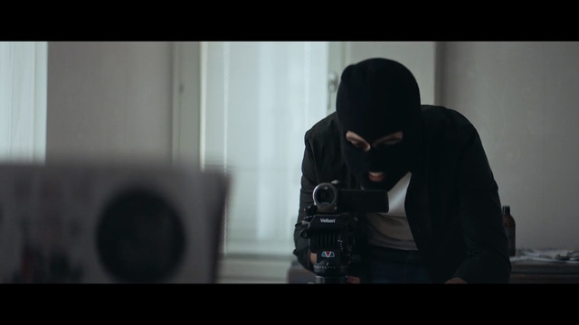 Video Reference: Photograph, Photography, Snapshot, Music, Cameras & optics, Black hair, Single-lens reflex camera, Camera operator, Audio equipment, Camera