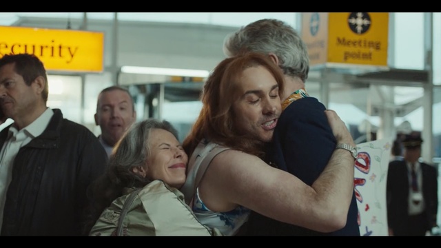 Video Reference: People, Snapshot, Fun, Interaction, Photography, Hug, Muscle, Smile, Crowd, Person