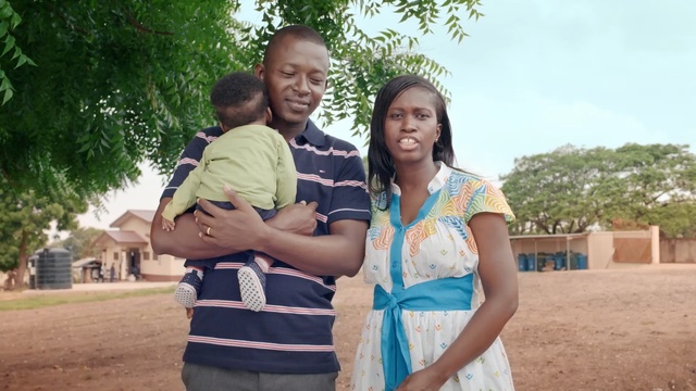 Video Reference: people, photograph, tree, community, fun, smile, girl, vacation, interaction, family, Person