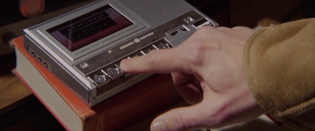 Video Reference: Electronics, Electronic instrument, Finger, Technology, Hand, Electronic device, Boombox, Musical instrument accessory