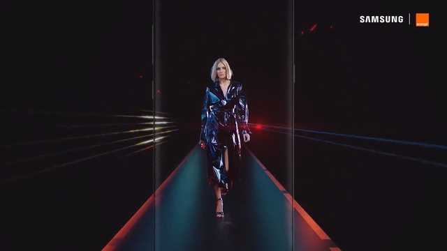 Video Reference: Fashion, Light, Performance, Design, Event, Runway, Stage, Performing arts, Fashion show, Fashion design, Person