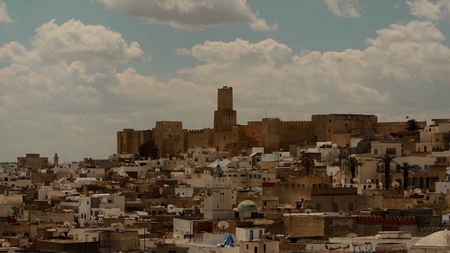 Video Reference: Sky, Human settlement, Wall, Ancient history, Historic site, Ruins, City, Urban area, Archaeological site, History