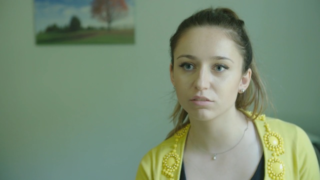 Video Reference: Hair, Face, Eyebrow, Hairstyle, Lady, Skin, Head, Yellow, Chin, Beauty, Person