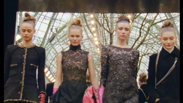 Video Reference: Fashion, Lady, Haute couture, Dress, Fashion design, Event, Fashion model, Model, Vintage clothing, Person