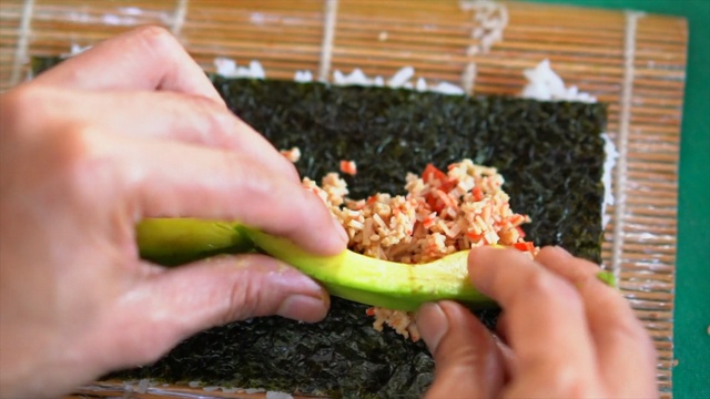 Video Reference: Food, Cuisine, Dish, Nori, Comfort food, Recipe, Ingredient, Produce, Vegan nutrition, Plant