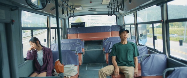 Video Reference: land vehicle, transport, passenger, vehicle, mode of transport, public transport, bus, Person