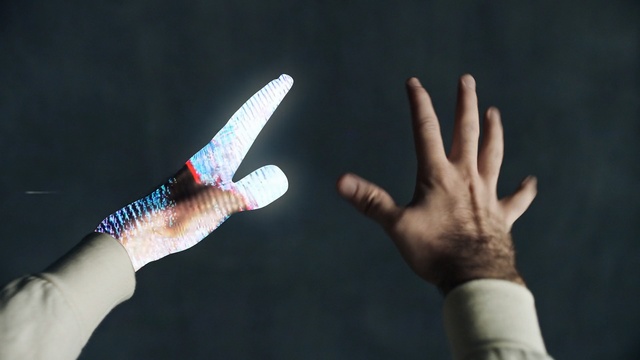 Video Reference: Finger, Hand, Nail, Thumb, Arm, Gesture, Sign language