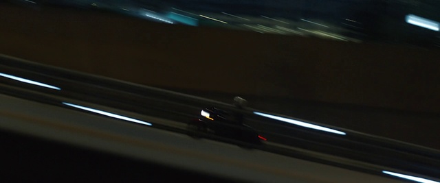 Video Reference: Light, Automotive lighting, Automotive design, Automotive exterior, Lighting, Line, Bumper, Driving, Personal luxury car, Luxury vehicle