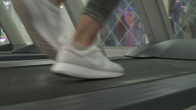 Video Reference: White, Footwear, Leg, Shoe, Ankle, Joint, Human leg, Treadmill, Exercise machine, Human body