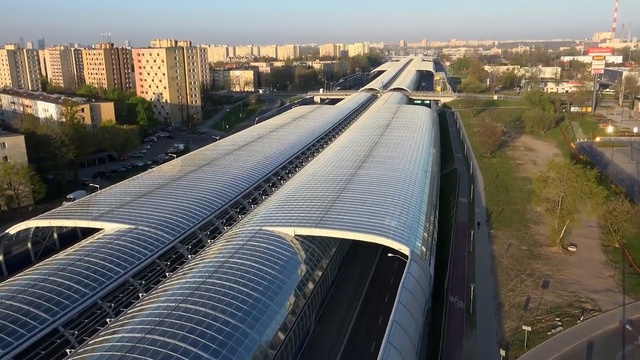 Video Reference: Metropolitan area, Urban area, City, Architecture, Human settlement, Transport, Metropolis, Infrastructure, Sky, Aerial photography