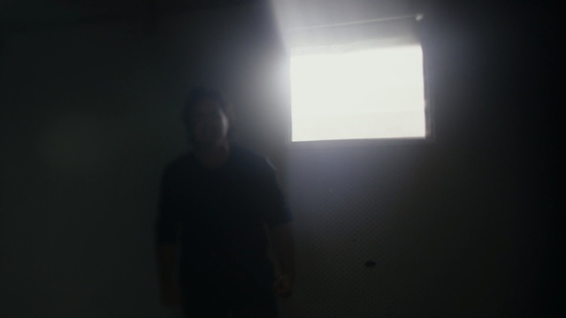 Video Reference: White, Black, Light, Darkness, Atmospheric phenomenon, Backlighting, Standing, Lighting, Atmosphere, Shadow